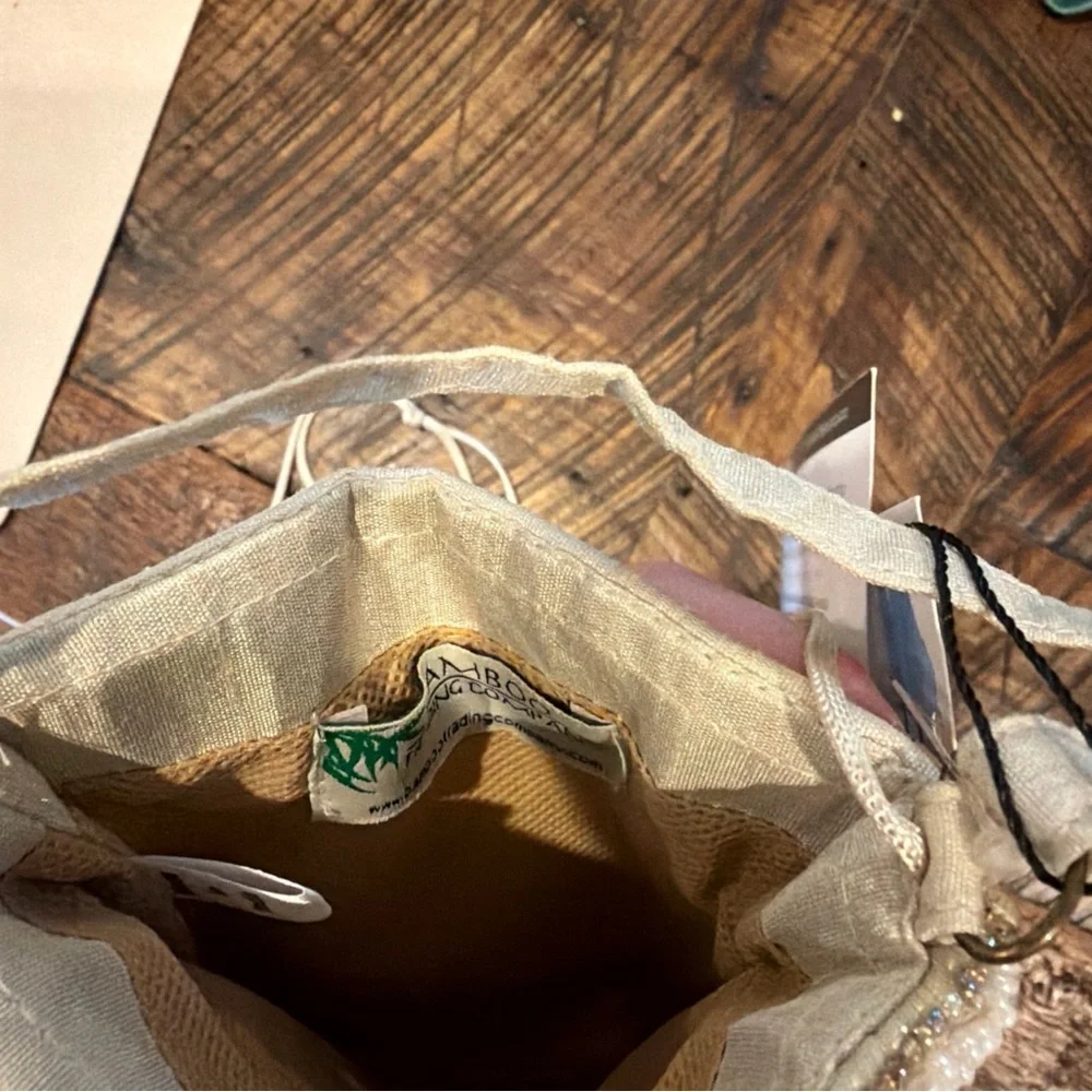 Beaded Metallic Gold Clutch Wristlet and phone holder - Picture 4 of 6